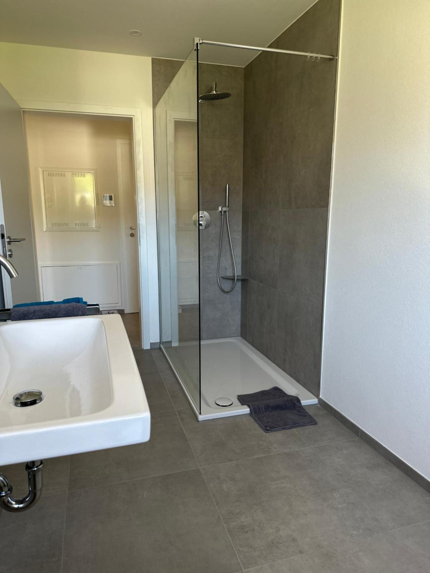 Moselappartements By Weingut Marco Adamy Lösnich Εξωτερικό φωτογραφία